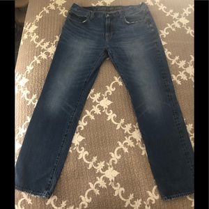American Eagle Men’s jeans